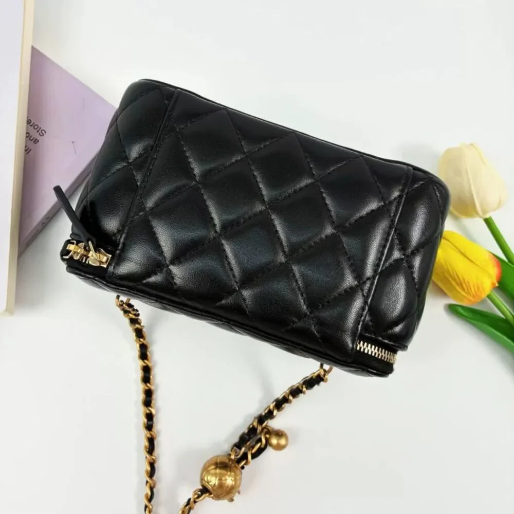 Chanel Women Pre-Loved Bag Very Good Condition